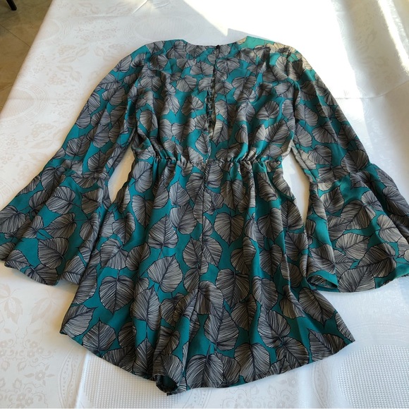 Mas Animale Overall Romper Women’s Size 36(XS/S) Green/Gray Long Flared Sleeves - Picture 13 of 16